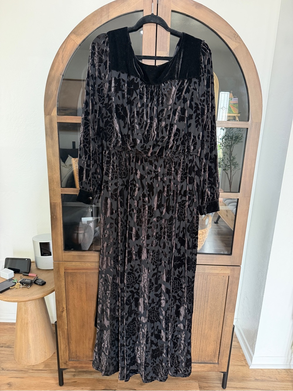 EUC ModCloth Black Burnout Velvet Maxi Dress - Picture 7 of 13
